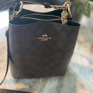 excellent condition Authentic Coach Purse